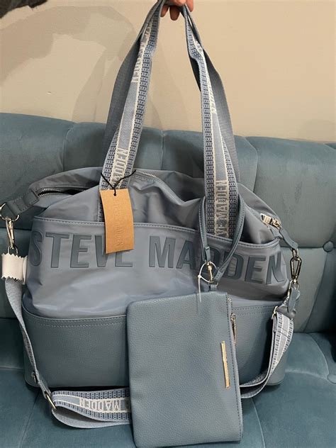 steve madden overnight bag.